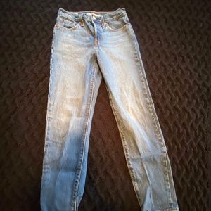 Levi’s Wedgie Jeans (like new) size 25